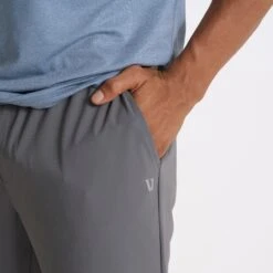 Fleet Pant | Vintage Charcoal 21 Fleet Pant | Vintage Charcoal -TrendSphere 0042 V429VCH FA22 M ECOMM DETAIL 0776