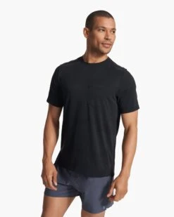 Current Pocket Tee | Black -TrendSphere V1007BLK FA23 M ECOMM TOPS FRONT TOPS 2