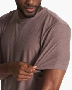 Strato Tech Tee | Hazel Heather 8 Strato Tech Tee | Hazel Heather -TrendSphere V126HAH FA23 M ECOMM TOPS DETAIL 5