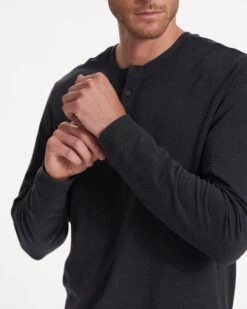 Austin Henley | Charcoal Heather -TrendSphere V175HCC FA22 M ECOMM TOP 2990