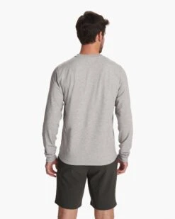 Austin Henley | Light Heather Grey -TrendSphere V175LHG FA23 M ECOMM TOPS BACK TOPS 4