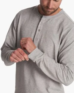 Austin Henley | Light Heather Grey -TrendSphere V175LHG FA23 M ECOMM TOPS DETAIL 5