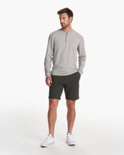 Austin Henley | Light Heather Grey -TrendSphere V175LHG FA23 M ECOMM TOPS FULL 3