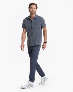 Short-Sleeve Bridge Button Down | Charcoal Arrows -TrendSphere V184CHA FA22 M ECOMM 0532