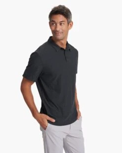 Strato Tech Polo | Charcoal Heather -TrendSphere V188HCC FA20 M ECOMM DETAIL 0094 1X1 75d0dd0b 35a2 45f5 8da0 83d6084c53fc