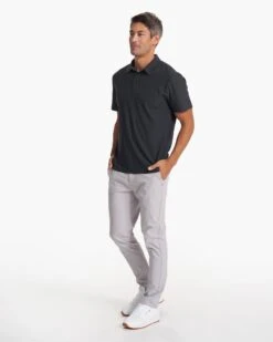 Strato Tech Polo | Charcoal Heather -TrendSphere V188HCC FA20 M ECOMM FULL 0003 1x1 ea292304 4cdf 44df b8a9 66c58bae0458