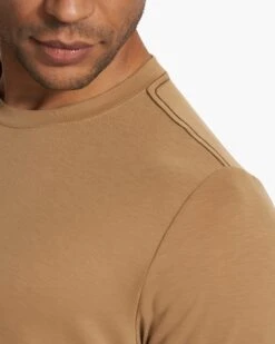 Current Tech Tee | Wheat -TrendSphere V195WHE FA23 M ECOMM TOPS DETAIL 7