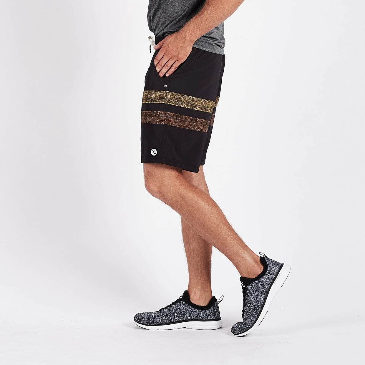 Kore Short | Black Saffron Texture 5 Kore Short | Black Saffron Texture - Image 3