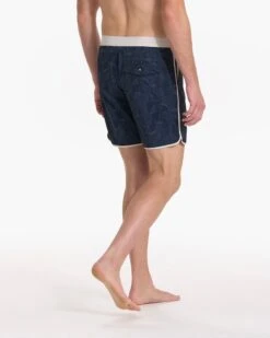 Cruise Boardshort | Ink Hydrangea -TrendSphere V314INH SP23 M ECOMM BOARDSHORTS BOTTOM 1501 1x1 42b14867 b44b 4171 8d7c 388e2cf7c18a