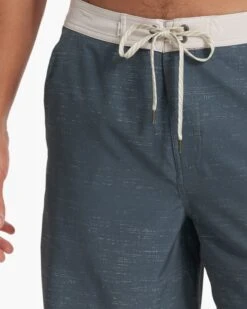 Cruise Boardshort | Lake Texture -TrendSphere V314LKT SP23 M ECOMM BOARDSHORTS BOTTOM 2488 1x1 2e16fd90 d13c 4e6d b026 952c357e5adf
