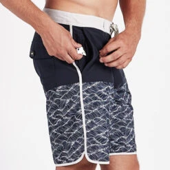 Cruise Boardshort | Navy Wave Block 10 Cruise Boardshort | Navy Wave Block -TrendSphere V314NWB 3