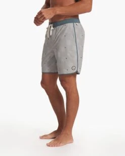 Cruise Boardshort | White Sage Desert Bloom -TrendSphere V314WSD SP23 M ECOMM BOARDSHORTS BOTTOM 2028 1x1 22cfa725 7050 4852 8790 8a324558d1b5