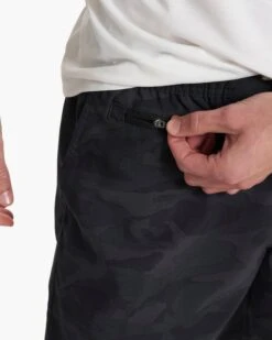 Banks Short | Black Camo -TrendSphere V330BCM SP19 M ECOMM BOTTOM 3153 1x1 be372d72 499d 4e19 966a e84e6537eaa5