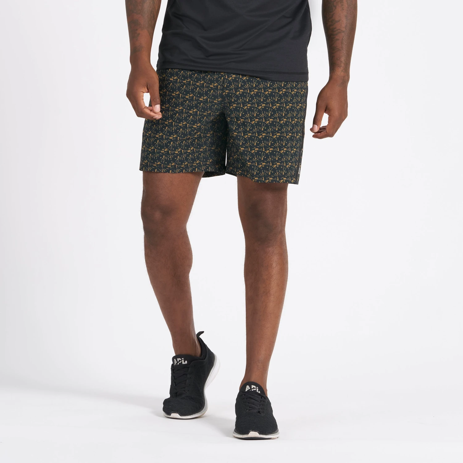 Draft Short | Black Woodblock 4 Draft Short | Black Woodblock - Image 2