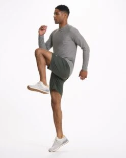 Sunday Performance Short | Forest Heather 17 Sunday Performance Short | Forest Heather -TrendSphere V381HFO FA22 M ECOMM 08148