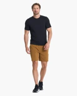 Elevate Kore Short | Caramel -TrendSphere V382CAR FA22 M ECOMM 01998