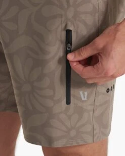 Infinity Boardshort | Taupe Big Samba -TrendSphere V383TBG SP23 M ECOMM BOARDSHORTS DETAIL 1556 1X1 b726b8ce 8050 4d6a adb9 46dc7da21b9f