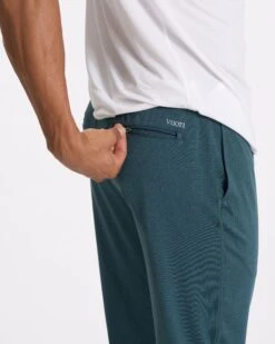 Sunday Performance Jogger | Beryl Heather 12 Sunday Performance Jogger | Beryl Heather -TrendSphere V416HBE SP23 M ECOMM PANTS DETAIL 2300 1x1 6c248e90 7922 4eef b013 0e3a1783e0f1