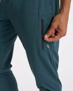 Sunday Performance Jogger | Beryl Heather 10 Sunday Performance Jogger | Beryl Heather -TrendSphere V416HBE SP23 M ECOMM PANTS FULL 2227 1x1 485f32fc 039c 4a4a 9b86 f4748fd8c612