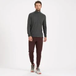 Sunday Performance Jogger | Oxblood -TrendSphere V416OXB 4 d9fc061a d7d1 483a 9d07 c68a62ae4c47