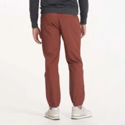 Ripstop Traveler Jogger | Cedar -TrendSphere V434CED 1398 21f624b2 899f 4ac7 93cd 724685b78ef0