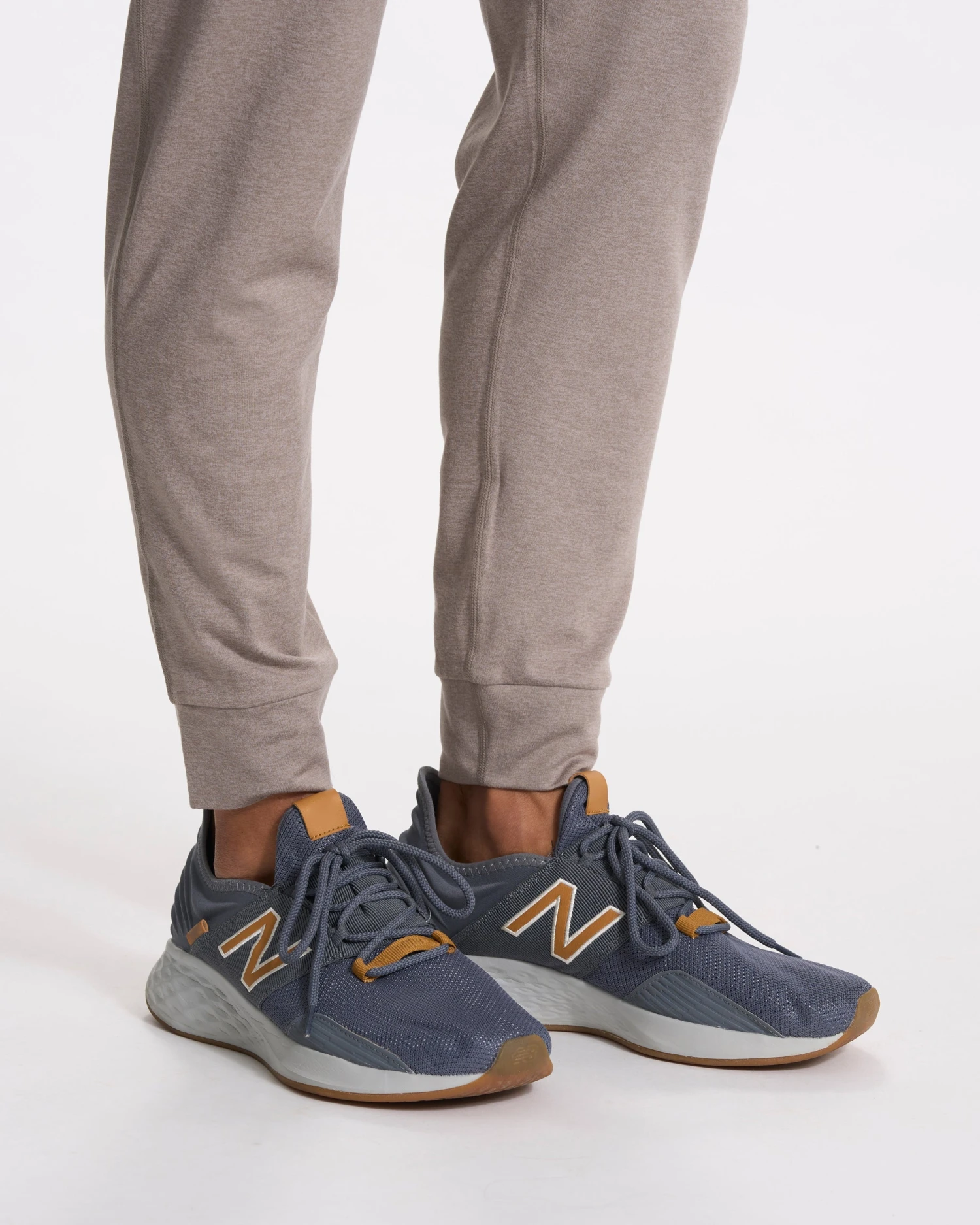 Ponto Performance Jogger | Walnut Heather 9 Ponto Performance Jogger | Walnut Heather - Image 7