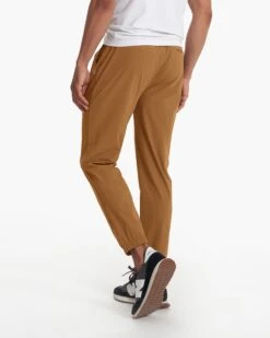 Fleet Jogger | Caramel -TrendSphere V444CAR SP23 M ECOMM PANTS BOTTOM 2867 1X1 c40fbf56 bd58 4d70 b60e 1aec90f77475