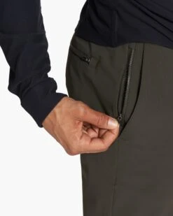 Fleet Jogger | Dark Oregano -TrendSphere V444DOR FA23 M ECOMM PANTS DETAIL 8