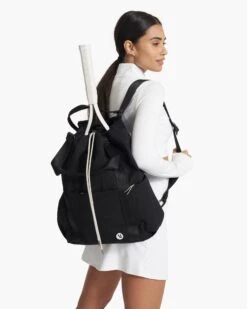 V1 Convertible Tote | Black -TrendSphere V8028BLK SP23 AXS ECOMM MISC.AXS DETAIL 1211 4x5 6b8edab7 f3e3 46c0 883b 01f6cfe087bd