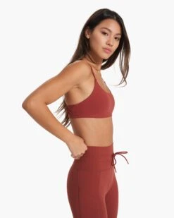 Tempo Bra | Currant -TrendSphere VW1029CUR FA22 M ECOMM FULL 1441 1x1 9697f754 fd61 455b 8538 4de57ce95ff2