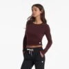 Long-Sleeve Coast Crop Crew | Ruby 1 Long-Sleeve Coast Crop Crew | Ruby -TrendSphere VW1084RUB 03862