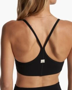Vuori AllTheFeels™ Bra | Black 10 Vuori AllTheFeels™ Bra | Black -TrendSphere VW1099BLK FA23 M ECOMM sportsbras DETAIL 1