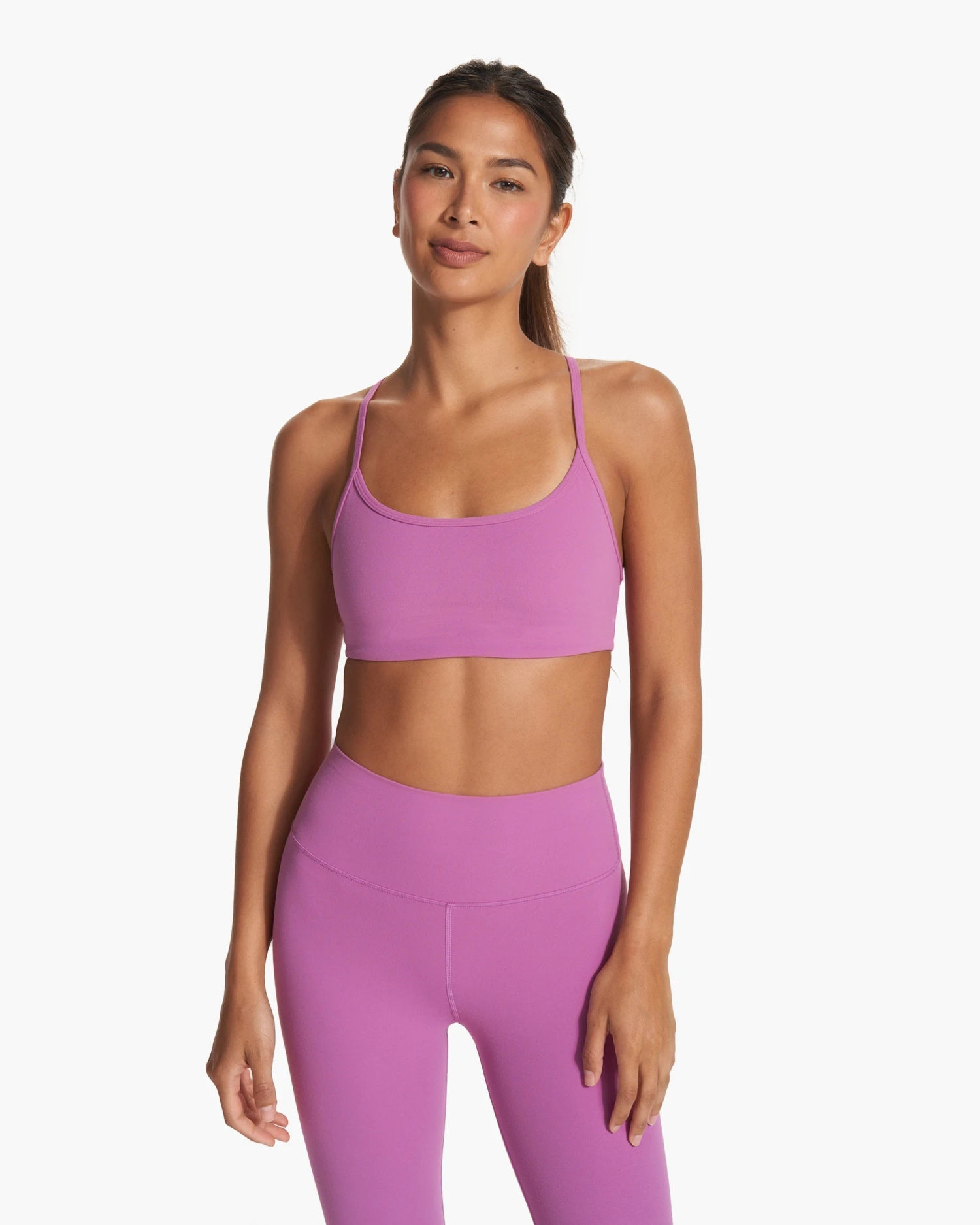 Vuori AllTheFeels™ Bra | Claret 3 Vuori AllTheFeels™ Bra | Claret