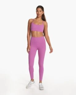 Vuori AllTheFeels™ Bra | Claret 11 Vuori AllTheFeels™ Bra | Claret -TrendSphere VW1099CLR FA23 W ECOMM sportsbras FULL ALT 5