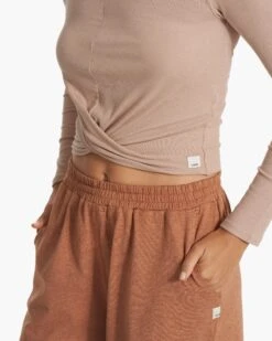 Long Sleeve Cove Twist Tee | Coconut -TrendSphere VW1114COC SP23 W ECOMM TOPS DETAIL 1500 1x1 ac8540b8 4c25 48ee 850c 21a978a9710c