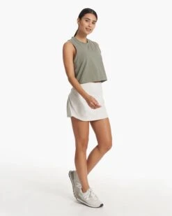 Feather Crop Tank | Pistachio 11 Feather Crop Tank | Pistachio -TrendSphere VW1119PSO SP23 W ECOMM TOPS FULL 3312 1x1 e1fecca5 829a 446e bbfe 4cc351b51aeb