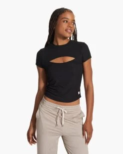 Cove Cut Out Tee | Black