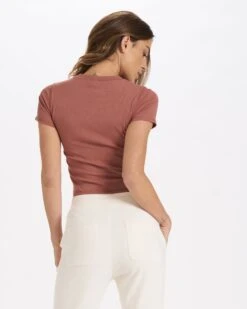 Pose Fitted Tee | Copper Heather -TrendSphere VW169HCO 3 c0de885e f90b 43a8 a793 c9e25b04a197