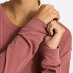 Long-Sleeve Coast Tee | Rosewood 18 Long-Sleeve Coast Tee | Rosewood -TrendSphere VW170RSD 2271
