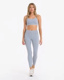 Mindset Bra | Light Cloud -TrendSphere VW186LCL FA22 W ECOMM CURVE 00042 1x1 c076eb2d 7089 4a25 a269 eb2f8f7ef739