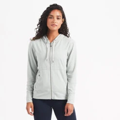 Halo Performance Hoodie | Sage Heather