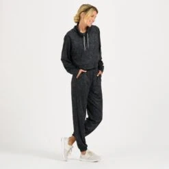 Halo Crop Funnel Neck | Charcoal Tortoise -TrendSphere VW255CTS 5 9e6a621b 23ab 4921 860d 8956f5faa9c4