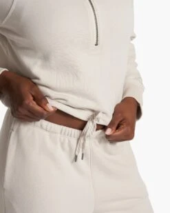 Sedona Half Zip | Salt -TrendSphere VW274SAL FA23 M ECOMM fleece DETAIL 1