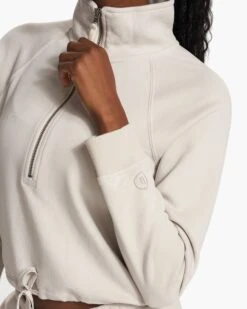 Sedona Half Zip | Salt -TrendSphere VW274SAL FA23 M ECOMM fleece DETAIL 2
