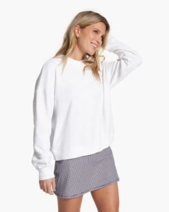 Sedona Crew | White 9 Sedona Crew | White -TrendSphere VW278WHT FA23 W ECOMM fleece FRONT ALT TOPS 5