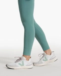 Daily Legging | Basil -TrendSphere VW323BIL SP23 W ECOMM PANTS 1709 DETAIL 4x5 872147e0 2219 46a4 bb0f 09abea66cf34