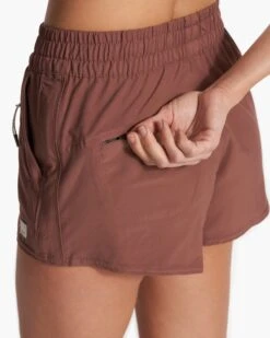 Dash Short | Hazelnut -TrendSphere VW367HZN FA23 W ECOMM SHORTS DETAIL 9