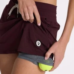 Seabreeze Skirt | Ruby -TrendSphere VW394RUB 2258