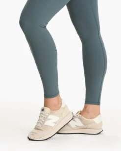 Vuori AllTheFeels™ Legging - Long | Lake 14 Vuori AllTheFeels™ Legging - Long | Lake -TrendSphere VW4018 LLAK SP24 W ECOMM PANTS DETAIL 6