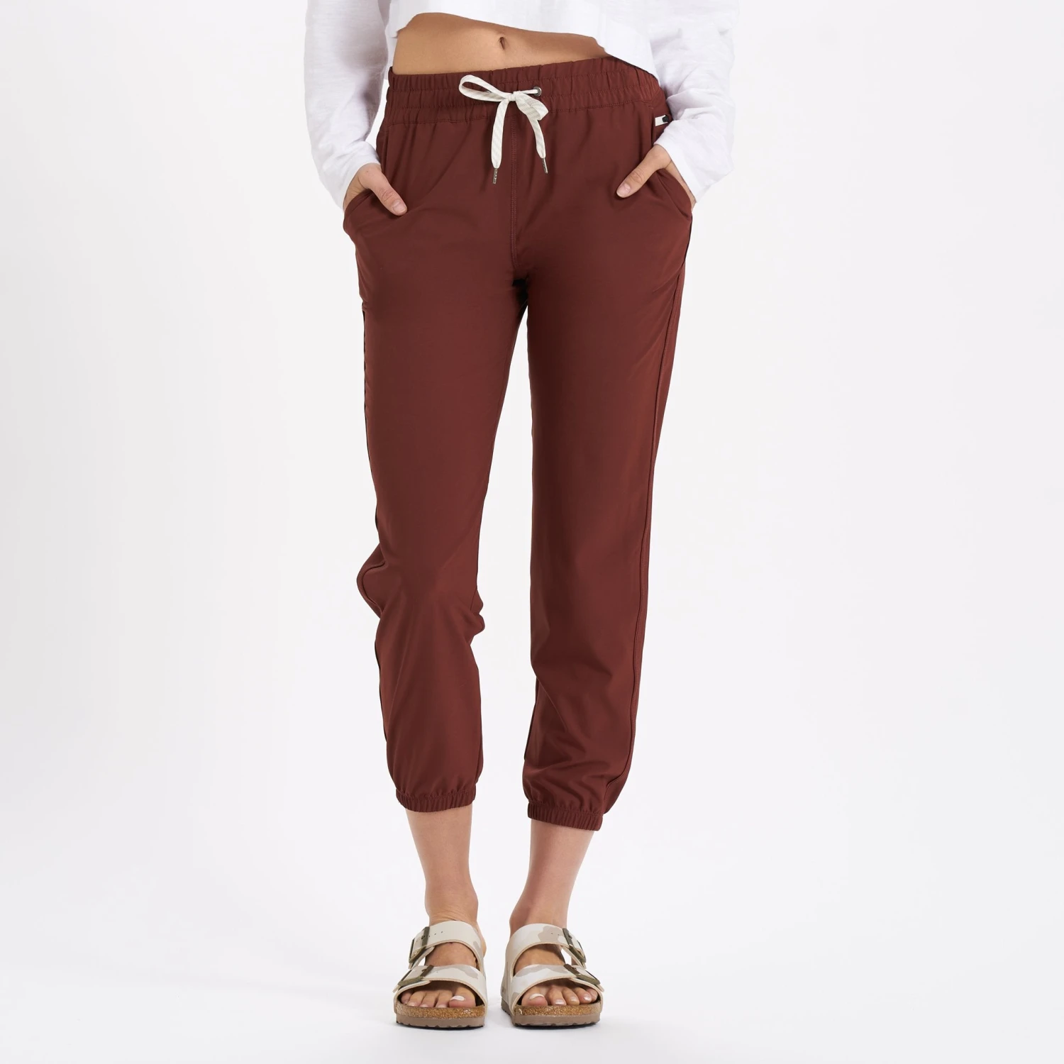 Weekend Jogger | Brick 3 Weekend Jogger | Brick